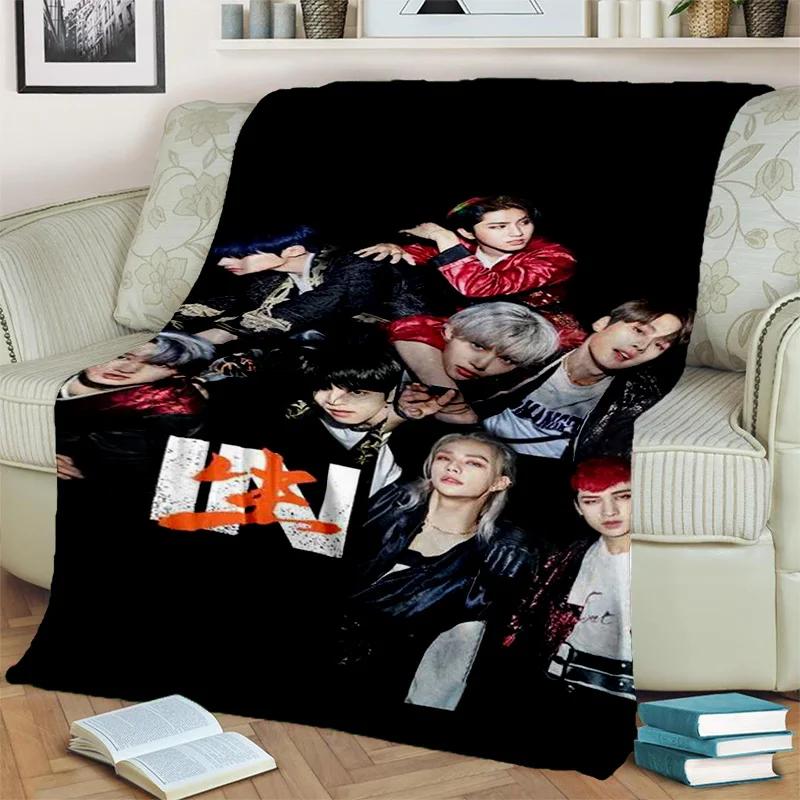 3D Kpop Stray Kids Korea Singer Blanket,Soft Throw Blanket for Home Bedroom Bed Sofa Picnic Travel Office Rest Cover Blanket Kid