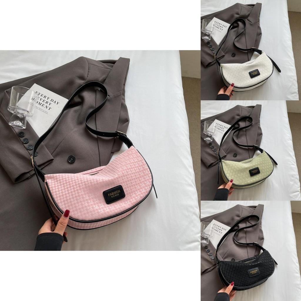 Stylish Pu Dumpling Bag Versatile Summer Shoulder Bag With Soft Medium Hardness And Zipper Closure