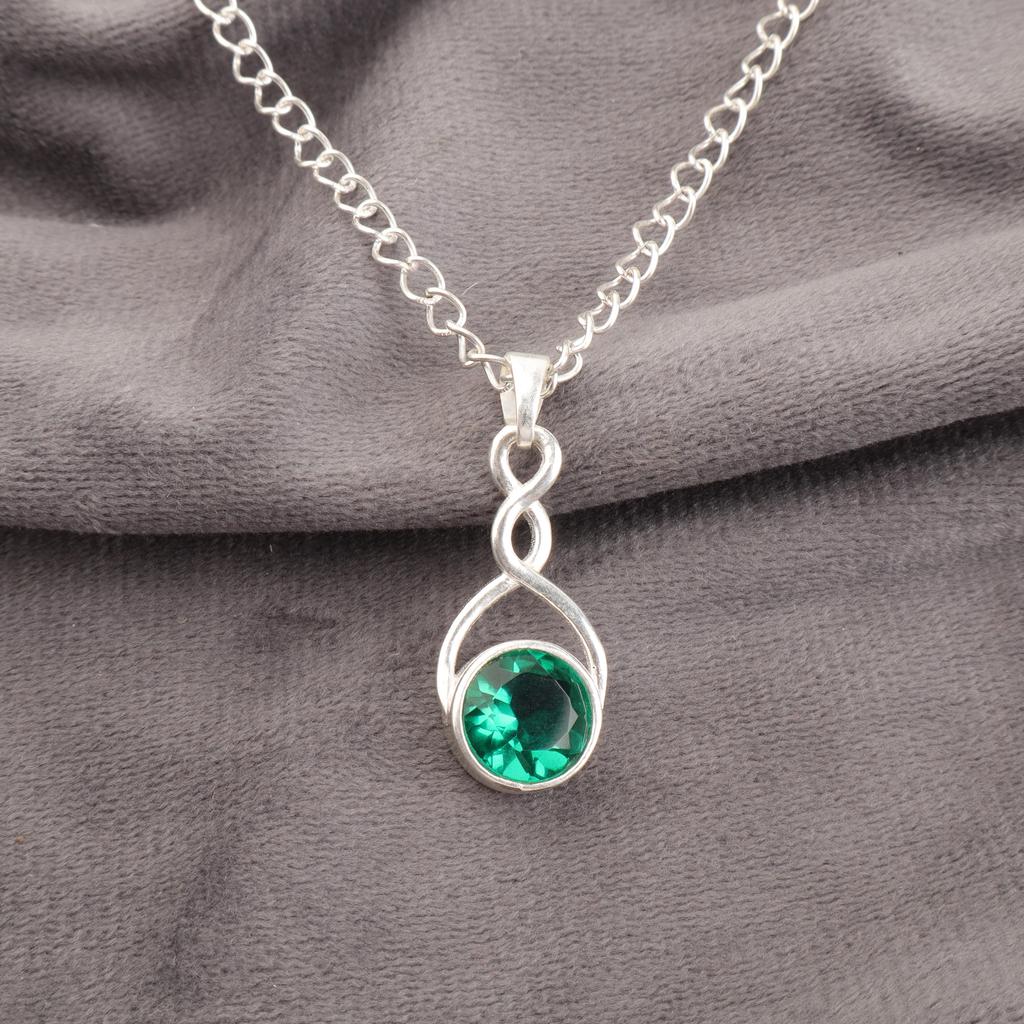 Green Emerald Gemstone Pendant Jewelry, Handmade Gorgeous Silver Pendant , 925 Sterling Silver Jewelry For Wedding Gift
