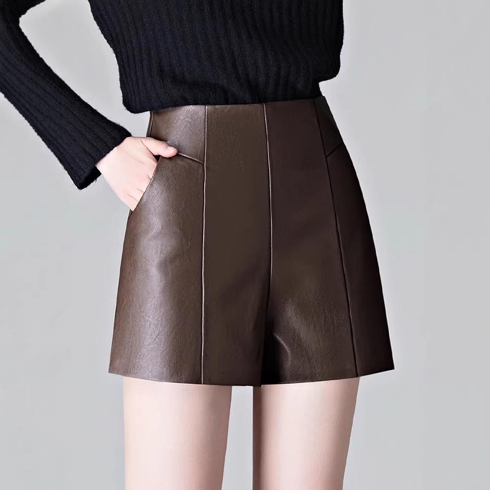 Women's Black PU Leather High-Waist A-line Shorts - 2026 Autumn Winter Collection: Petite, Slimming, Wide-Leg Bootcut Style