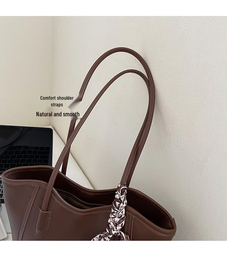 Women's Large Winter Tote Bag 2025: Versatile Casual Shoulder Bag for College and Commuting.