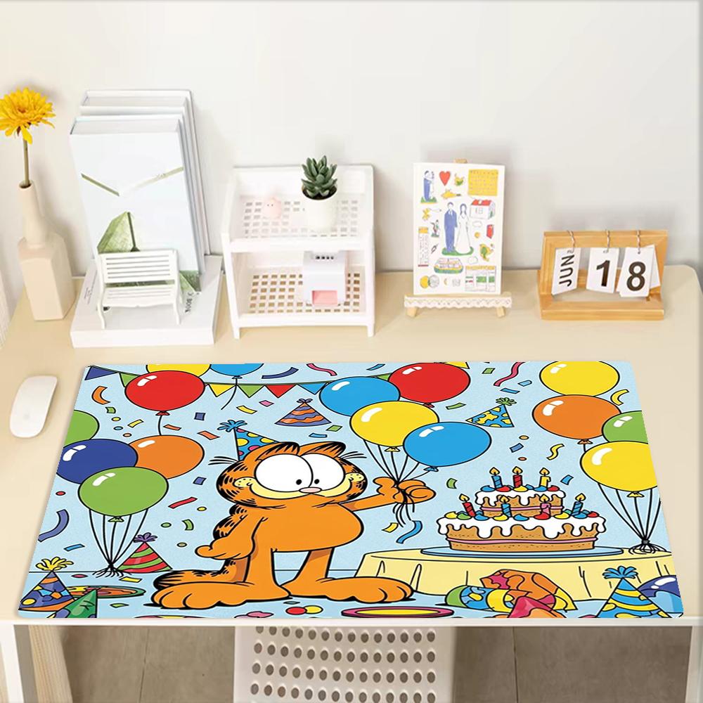 Garfield Theme Mouse Pad, Non Slip Rubber Base, Multifunctional Office & Home Decor, Perfect for Workspace Personalization.