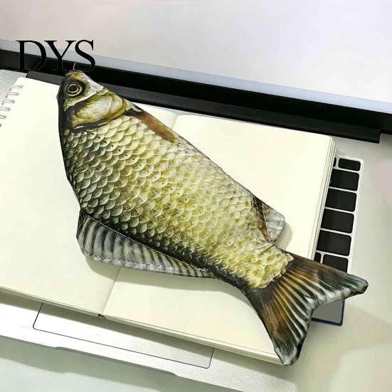 Lustiges Federmäppchen, Realistisches Karauschen-Mäppchen, 3D-Bionische Fischform, Fleckenresistenter Stoffbeutel, Große Kapazität Reißverschluss-Organizer,