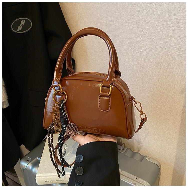 IELGY Autumn Winter Fashion One-Shoulder Messenger Bag Casual Korean Version Portable Small Square Bag