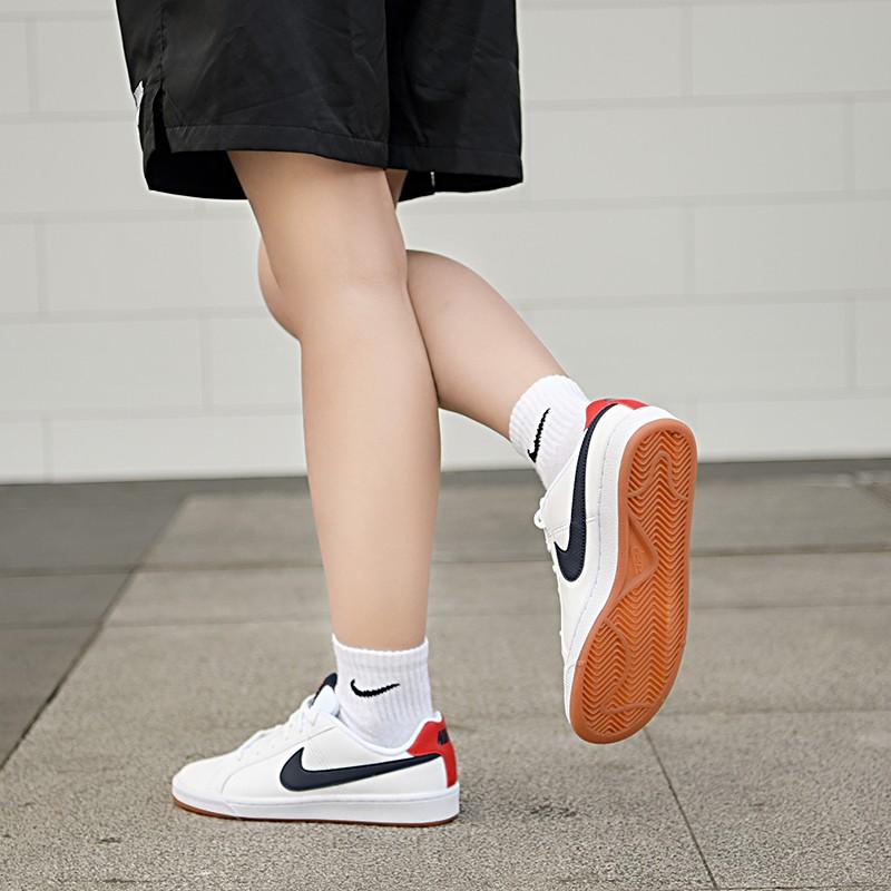 Nike Court Royale 'White Obsidian Gum' GS Sneakers 833535-107