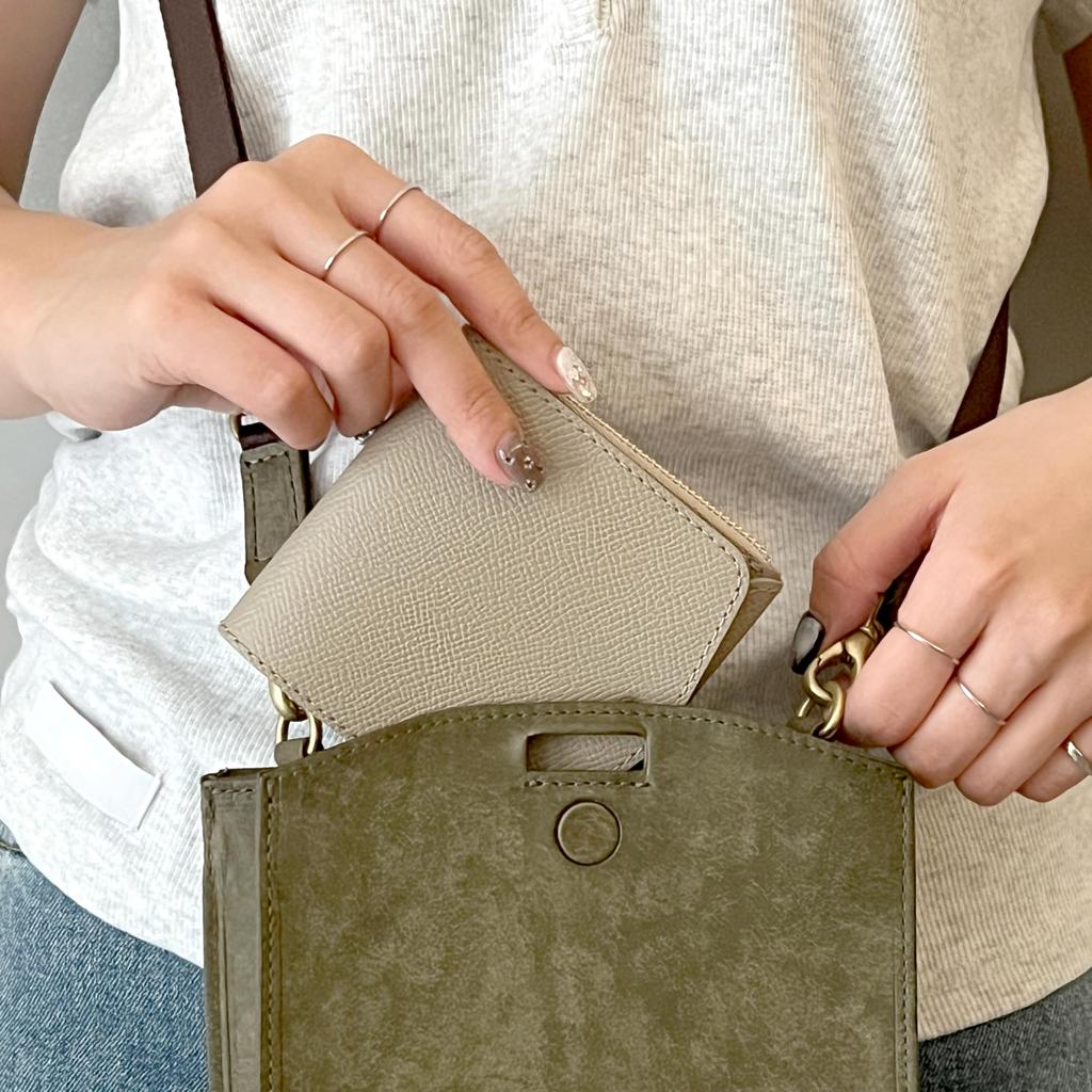 [moku] Small and Thin Wallet Saku Ver.3 Plus In Noblesse Calf Leather, Unisex (Men's and Women's), Genuine Leather Compact Wallet, Slim and Small,