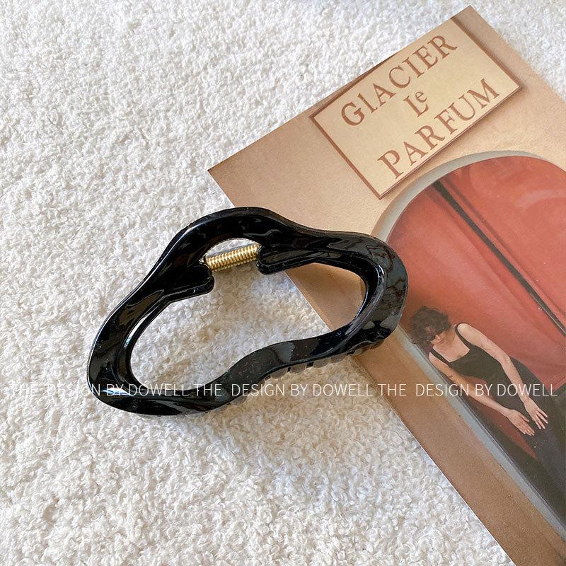 

Cloud Vintage Elegant Shark Clip Large Hair Claw Perfect For Updos Effortless Classic Black