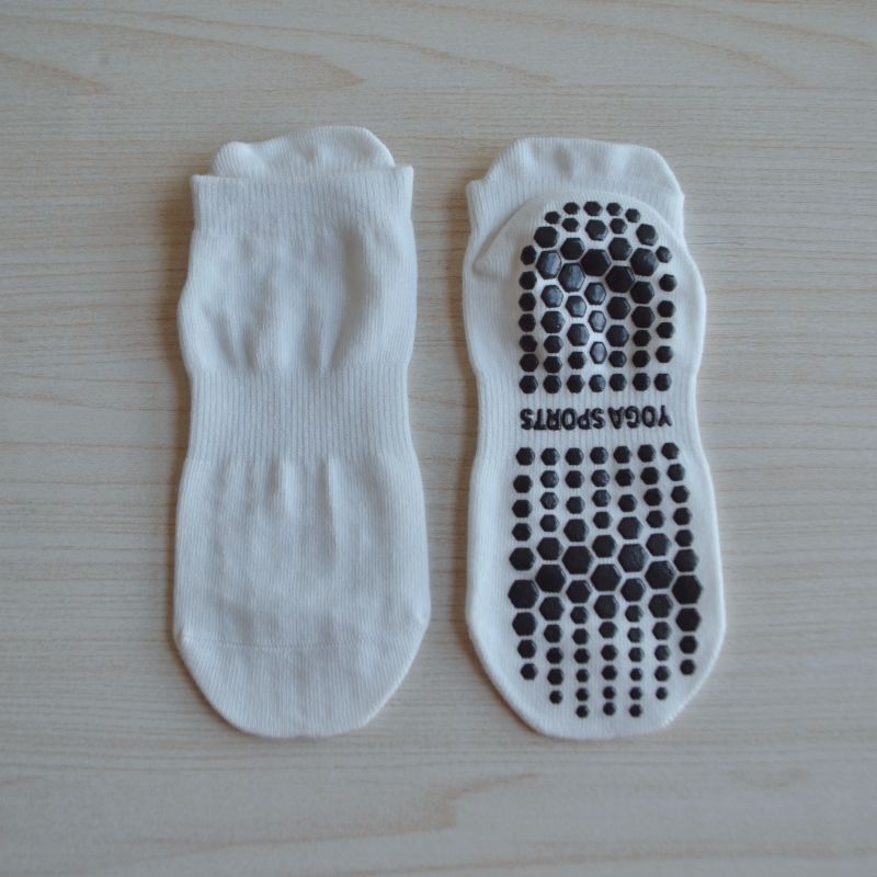 

Yoga Socks Boneless Suture Girls Professional Fitness Dance Pilates Short Socks Spring and Autumn Pure Cotton Athletic Socks White