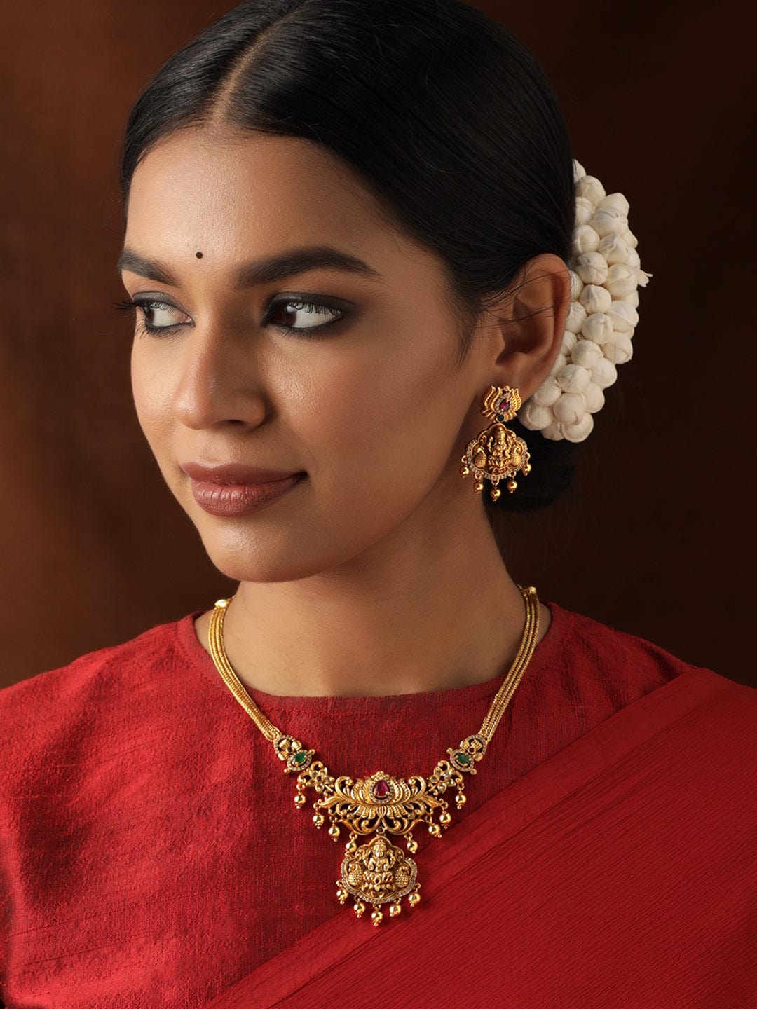 

Комплект украшений Rubans из 22-каратного золота с цирконами и бисером