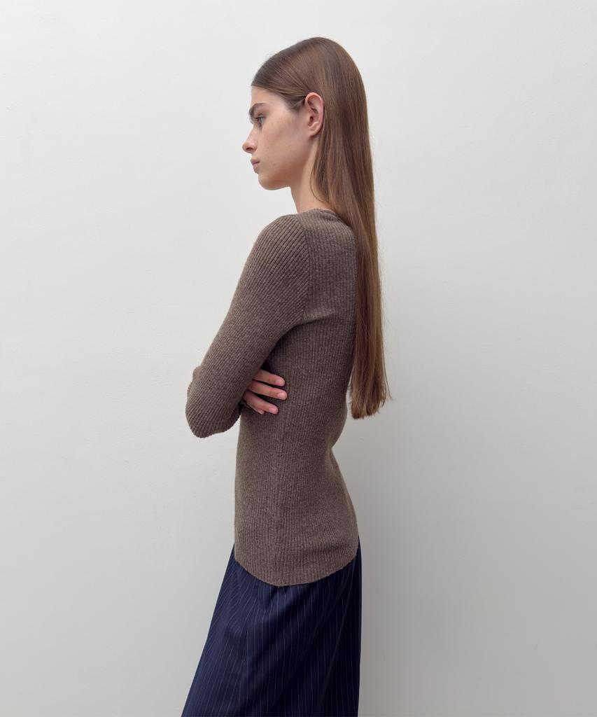 Daiaegeuneol Diagonal Button Knit (Brown)