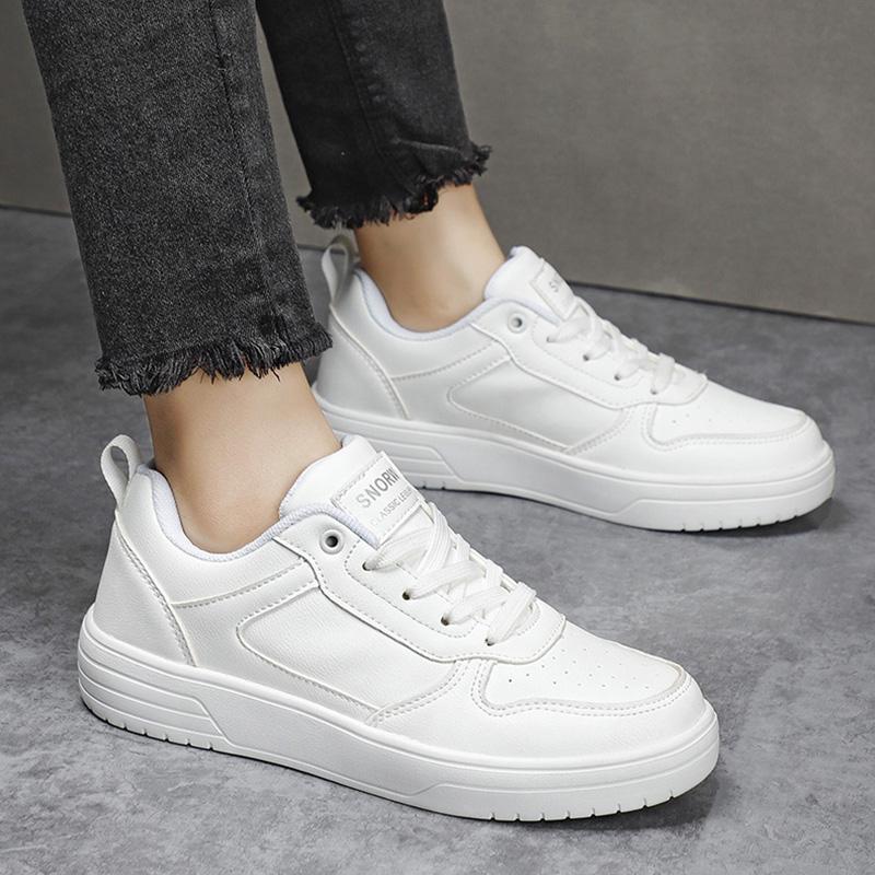 Nya Loafers Dam Zapatillas Mujer Bekväma Vita Skor Damer Lyxiga Svarta Flats Skor för Män Sneakers