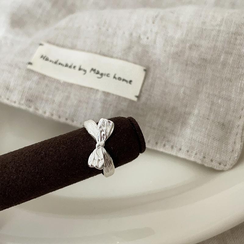 

Кольцо с металлическим бантом, женское, нишевое, дизайн, чувство простоты, мода, индивидуальность, изысканное, универсальное кольцо