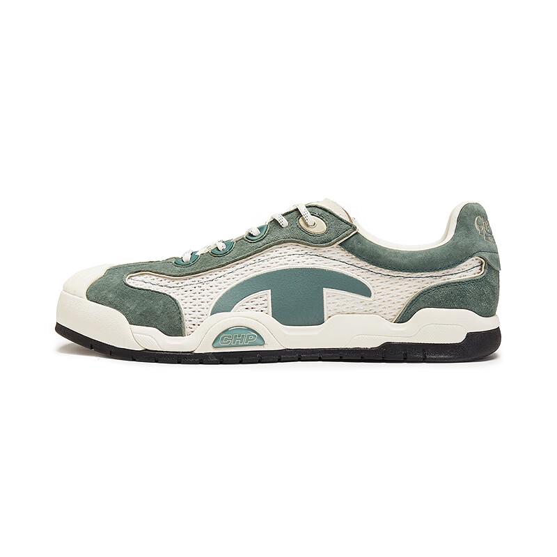 Champion Lightweight Casual Sneakers