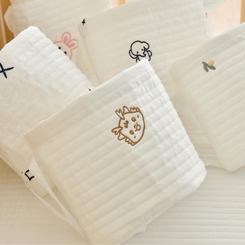Baby Cot Hanging Storage Bag Bedside Hanging Storage Pocket Cotton Bag for Organizing Diapers & Toy Beside this crib