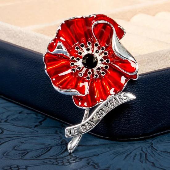 80th Anniversary Commemorative Brooch European Win Tribute Pin Flower Shape Badge with Enamel Petals for WWII Heroes