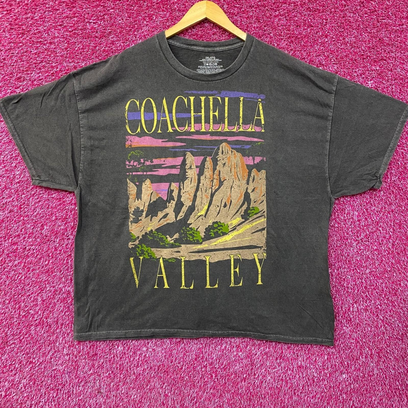 

Coachella Valley Vintage-Style Graphic Design T-Shirt 4XL