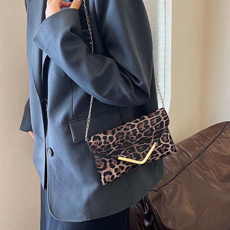 Fashion Women Leopard Print Clutch Soft PU Leather Purses Female Large Capacity Envelope Bags Ladies Evening Party Bag AVE