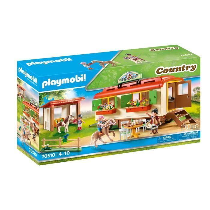 Rifugio per pony di campagna con roulotte chiaro