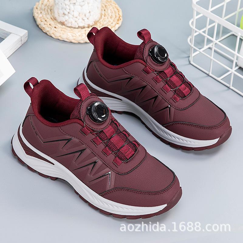 

2025 осень-зима обувь для ходьбы среднего и пожилого возраста с вращающейся пряжкой тренд кожа толстая подошва в пожилом возрасте повседневная спортивная обувь 36