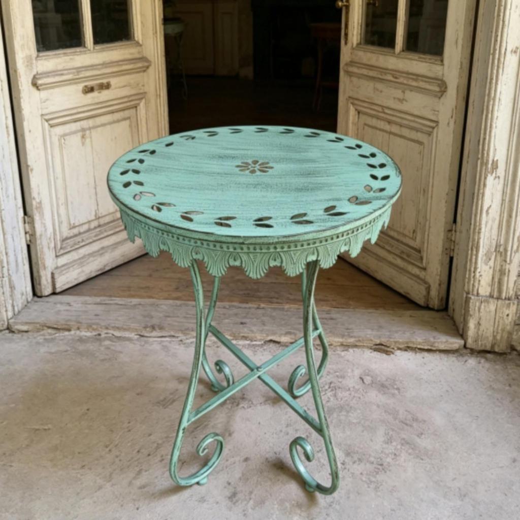 Round Side Table VintageStyle with Cutout Pattern Distressed Plant Stand for Patio, Balcony,