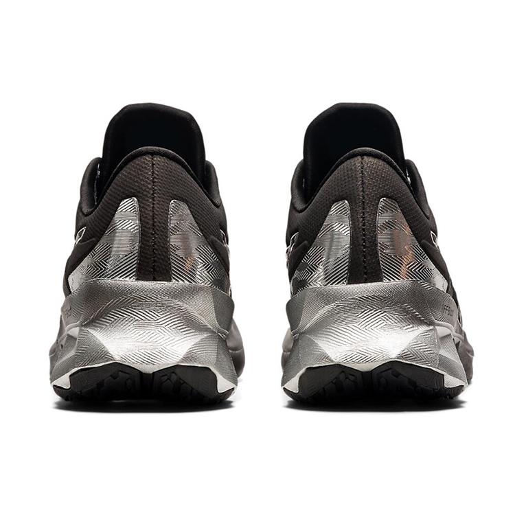 ASICS Novablast 'Black Pure Silver' 1011B157-001