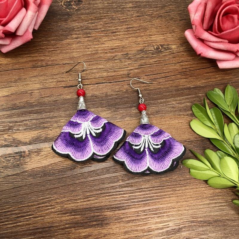 Hand-embroidered retro fabric earrings, flower fringed versatile femininity, stage performance, earrings, earrings.