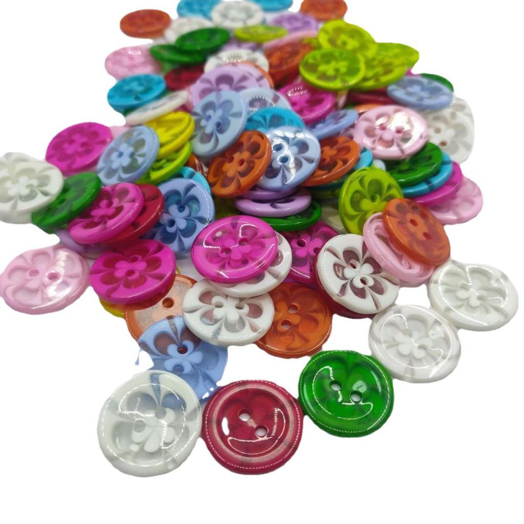 Bunte Perlenknöpfe mit 2 Löchern für Kinderkleidung