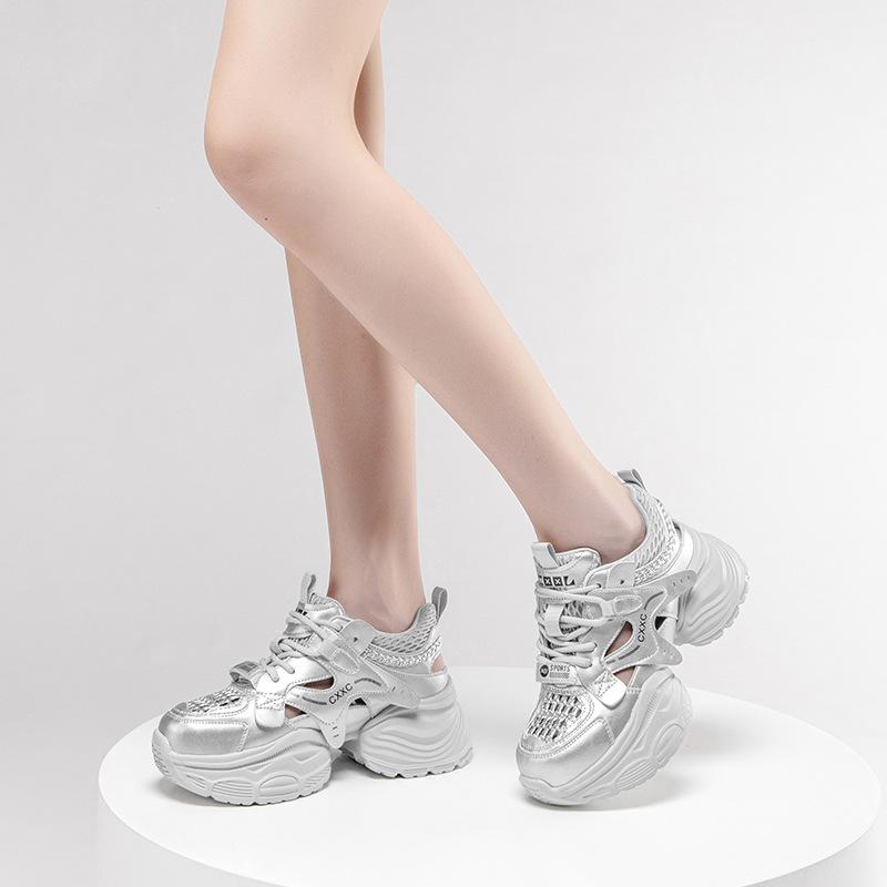 Strictly Selected Sandals Women's 2025 New Dad Shoes Summer Versatile Platform Sandals Are Not Tired To Go To Work and Wear Single Shoes Outside