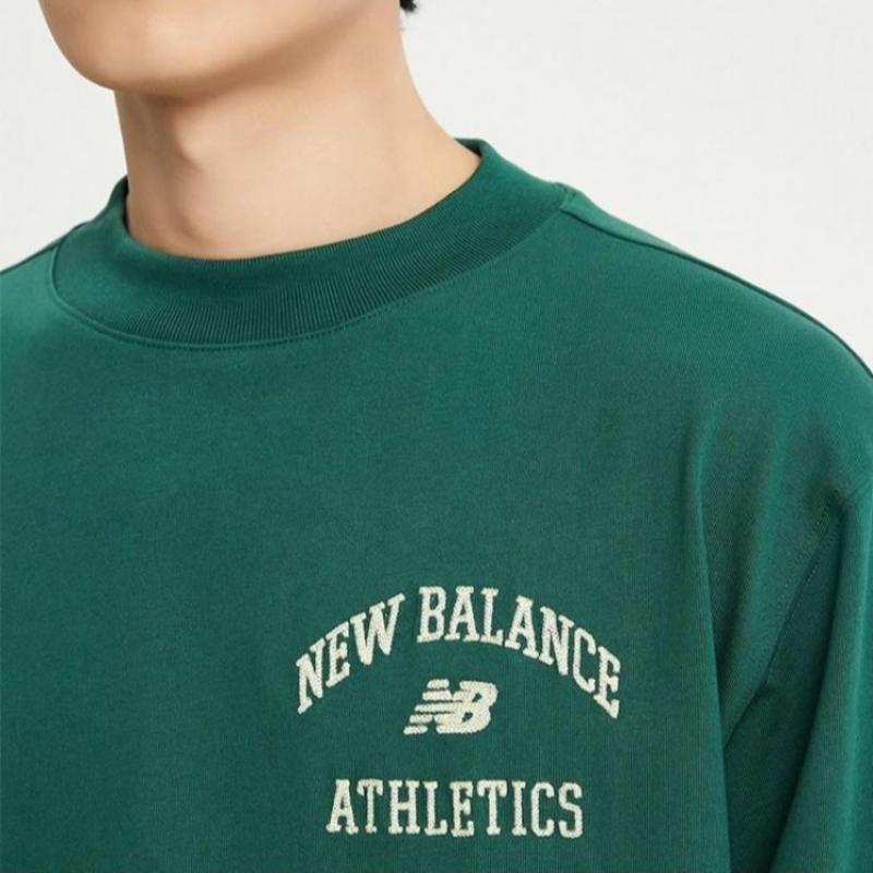 New Balance Varsity Graphic Mock Long Sleeve Tee Nbncd4s061 40