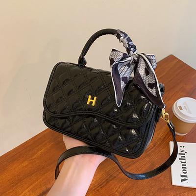 Schlichte und modische kleine Taschen Kleine quadratische Taschen im neuen Stil Trendige Umhängetaschen Vielseitige Damentaschen
