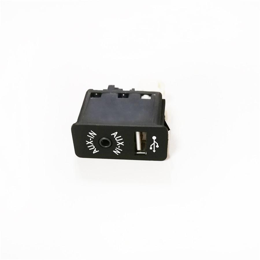 1.5M Aux-in/USB Socket Audio Adapter Cable For BMW E60 E63 E64 E66 E81 E82 E70