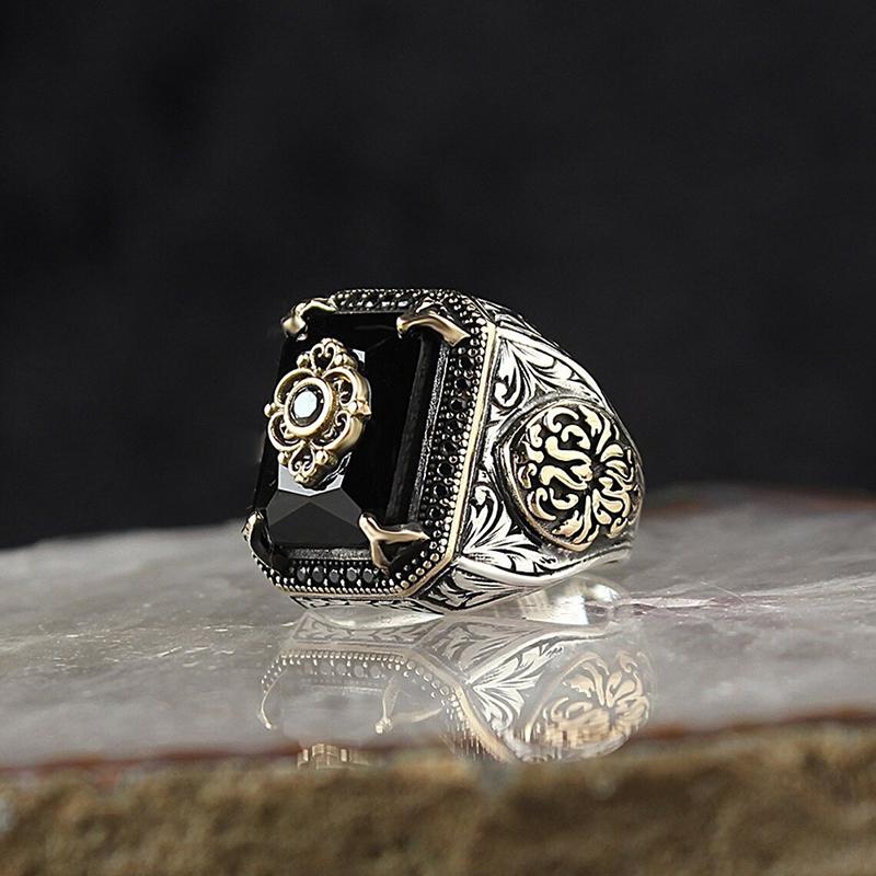 2023 New Zinc Alloy Ring For Men Fashion Trend Blue Zircon Finger Ring Male Party Jewelry