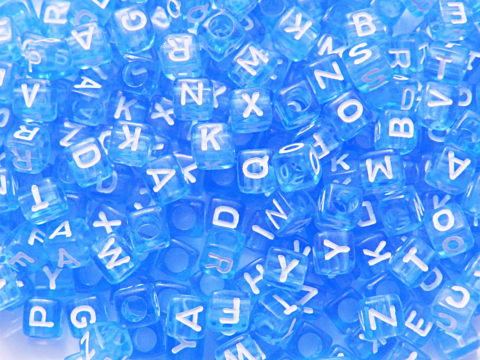 

300 Pieces Alphabet Pattern Cube Shaped Acrylic Beads Clear Blue 6mm Mixed Assortment Crafts Handicraft Supplies Jewelry Accessories Parts Huey
