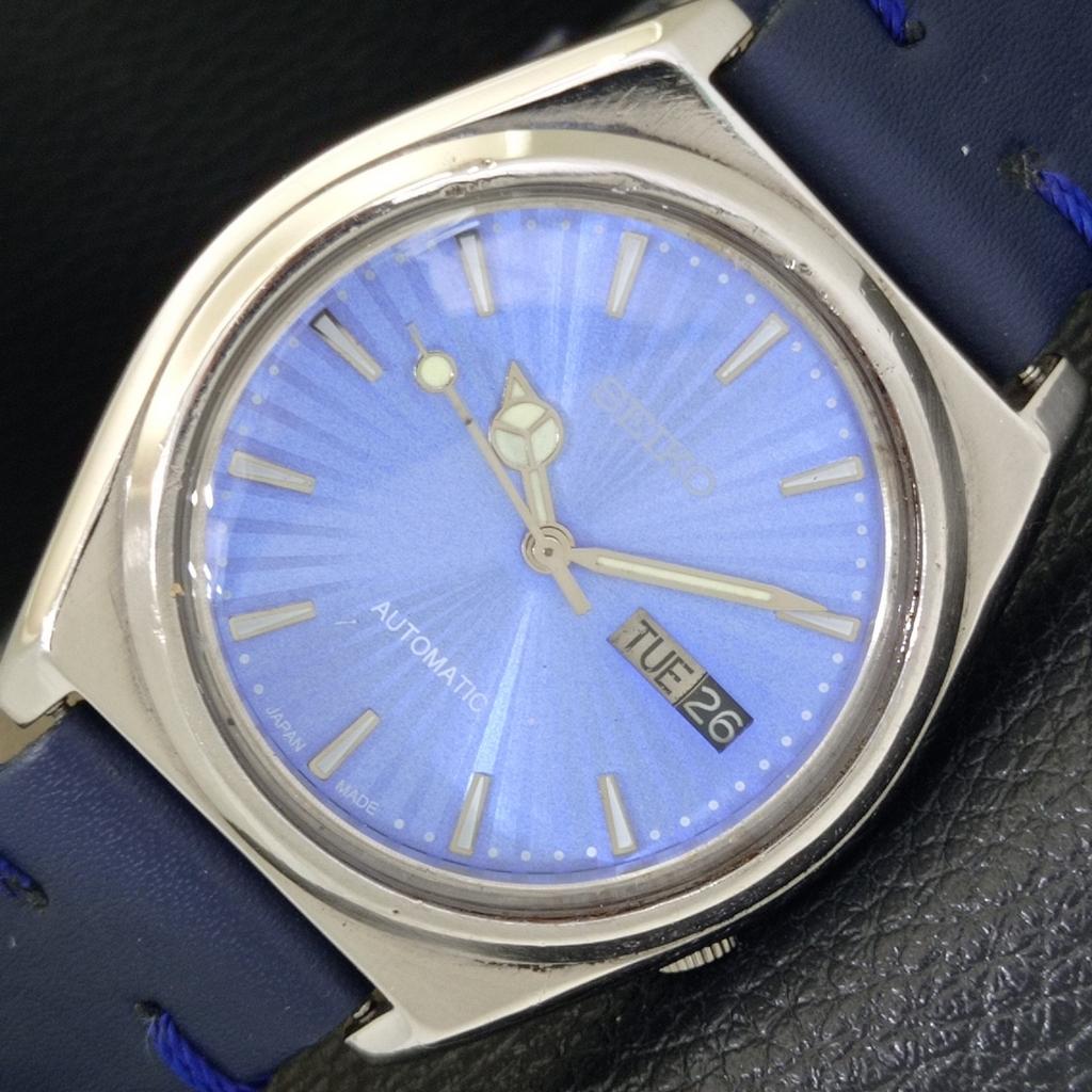 AUTOMATIC 7009A VINTAGE SEIKO JAPAN MENS SKY BLUE COLOR DIAL WATCH A701455-5 R206b-a701455