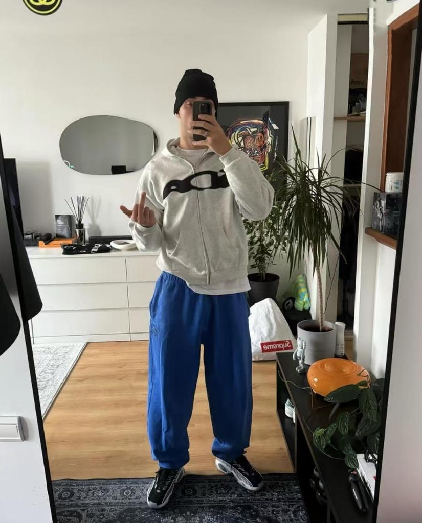 Ida.sply European & American Style Hip Hop Zipper Cardigan - Loose Pure Cotton Hooded Sweatshirt