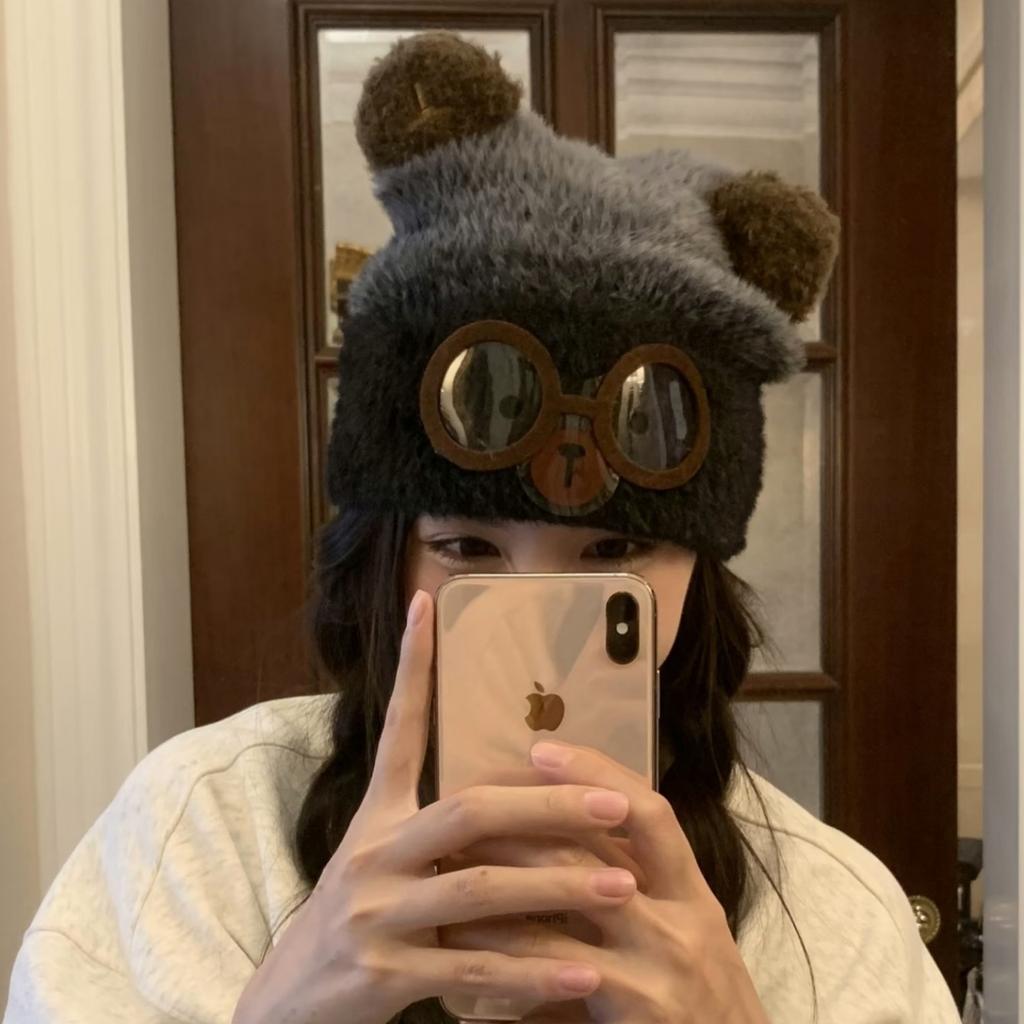 Autumn and Winter New Cartoon Glasses Ears Knitted Hat Women's Big Head Circumference Small Wool Hat