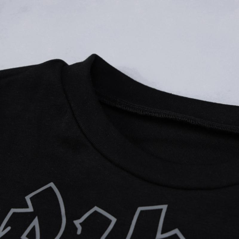 Kurzärmliges Slim Fit-Oberteil mit Y2K-Gesichtsdruckmuster und Rundhalsausschnitt