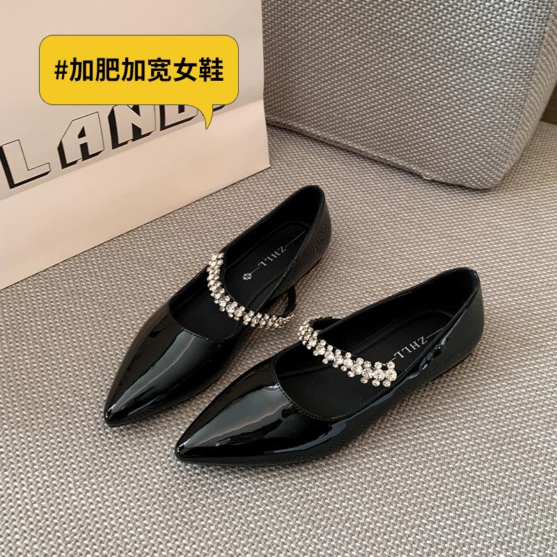 8-Temperament rhinestone Mary Jane single shoes 026 new flat shoes with fat feet and widened large size women s shoes 35 3980₽