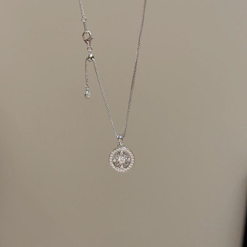 Elegante Diamantblumen-Kompass-Halskette: Damen Luxus Schlüsselbein Kette mit Ausziehbarem Design