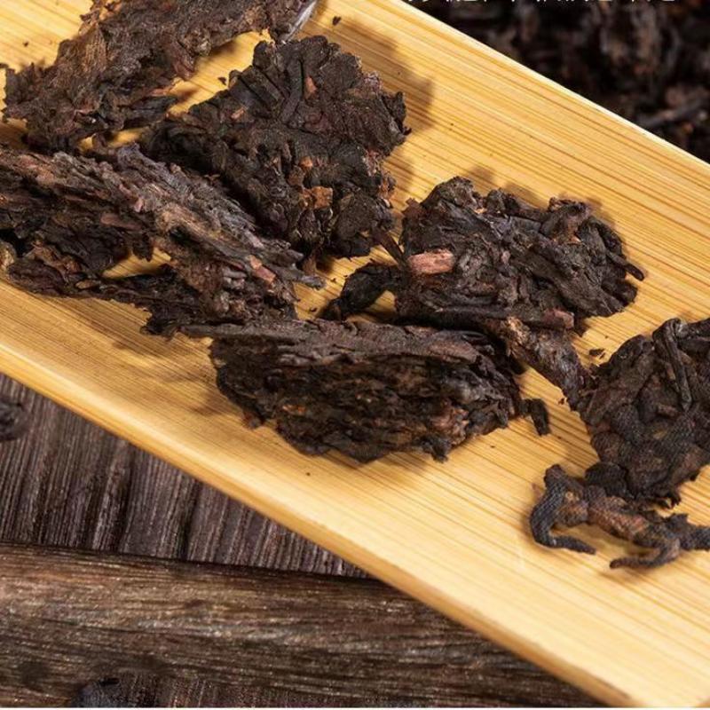 357 г Лаобаньчжан Пуэр выдержанный чайный блин Юньнань Мэнхай Пуэр заваренный черный чай — фото 5