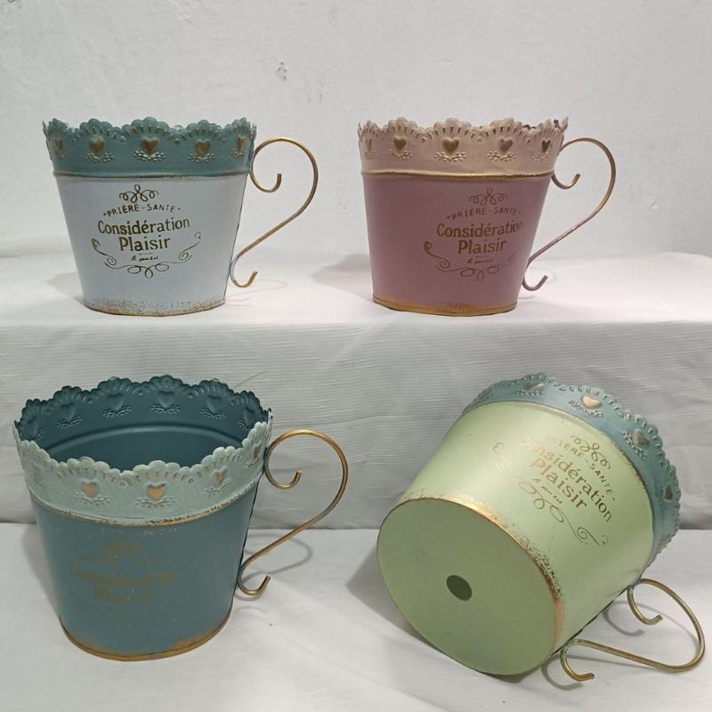 Vaso da Fiori in Ferro Embossé di Pizzo Fioriera Vaso da Fiori da Scrivania Fioriera per Piante Vaso da Piante Secchio per Piante da Balcone Per Piante o Oggetti Decorativi