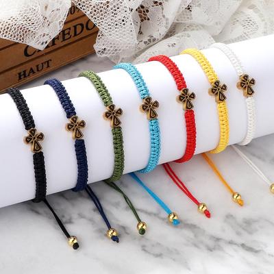 Unisex Yoga Handgefertigtes Ruyi Rotes Schnurarmband mit Legierungsbogen und Friedensschnalle