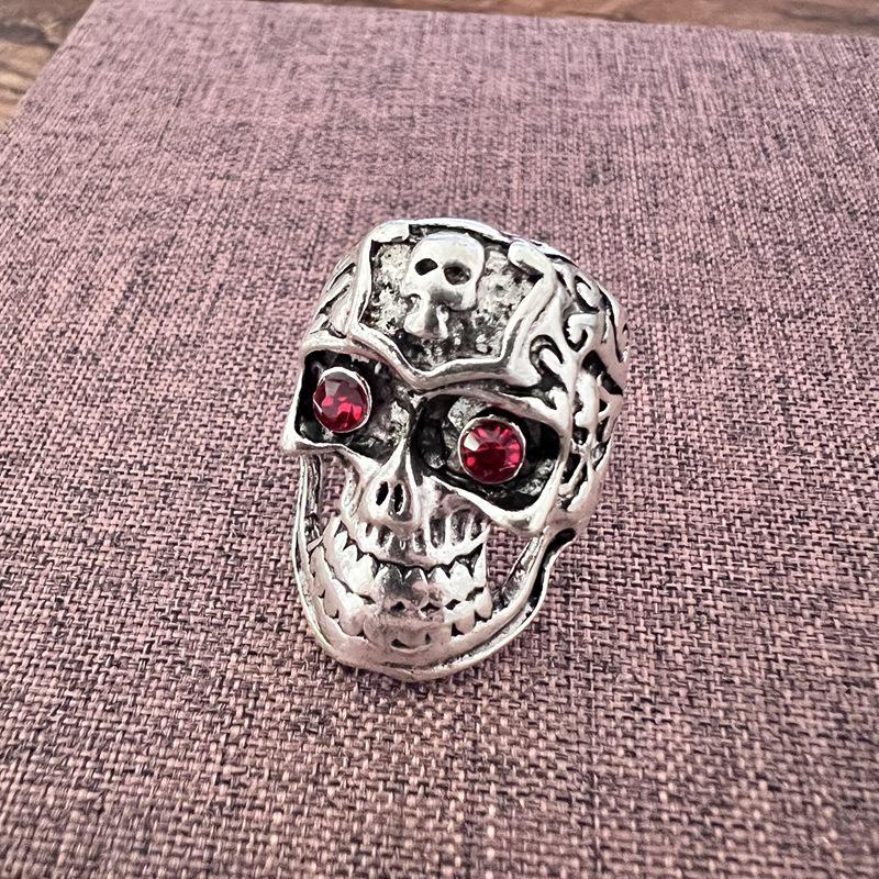 

Кольцо Dark Series Retro Skull Five-Claw Ring - крутой аксессуар в стиле хип-хоп и уличный стиль Adjustable