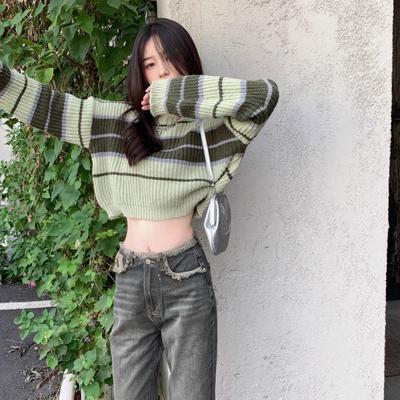 Autumn and Winter Striped Pullover Women's Autumn New Lazy Wind Long-sleeved Short Knitted Sweater Niche