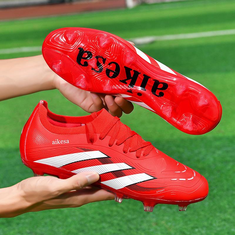 

World Cup Men s Non-slip Soccer Shoes Male Teen Student G Spike Professional Competition Sneakers 45 червоний