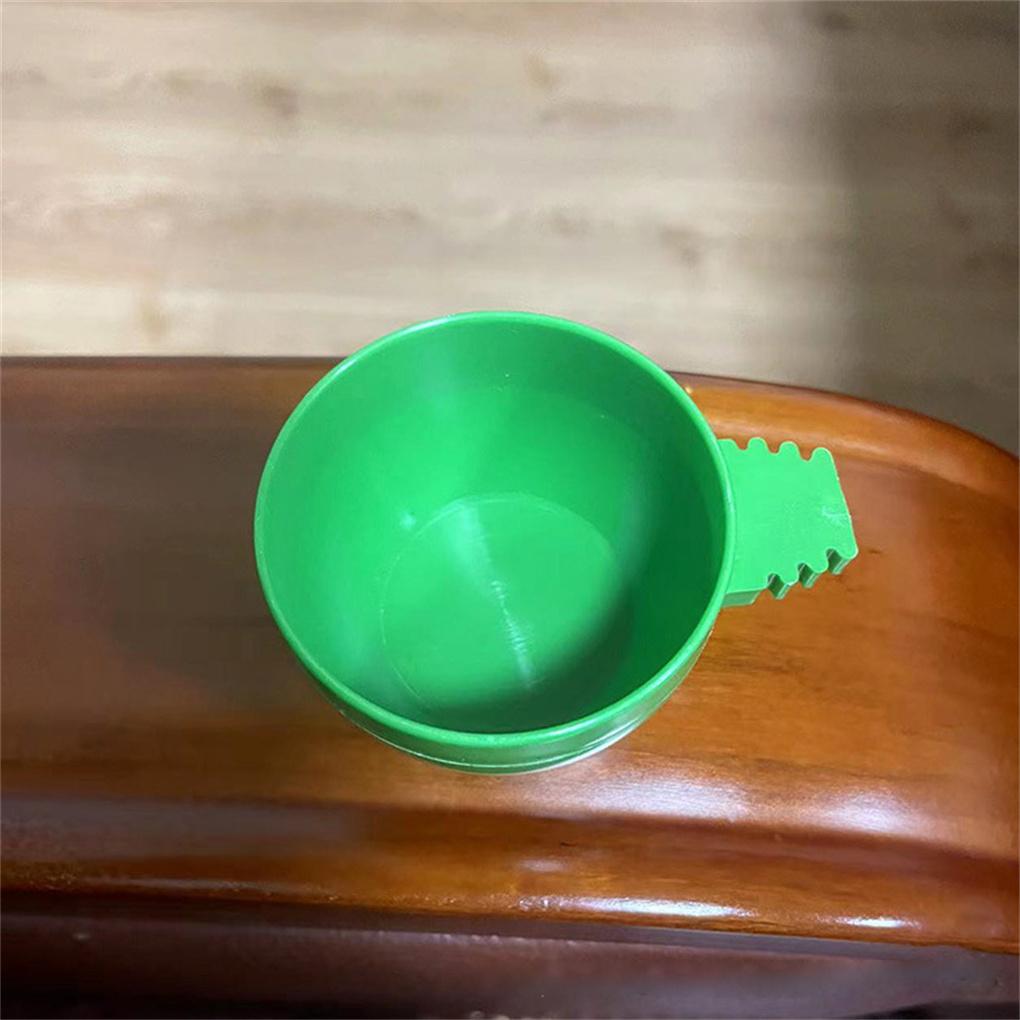 1 Pieces Plastic Pet Feeding Bowls Clip-On Birdfeeder with Clamp Tray Small Animal Farmhouse Garden Accessories