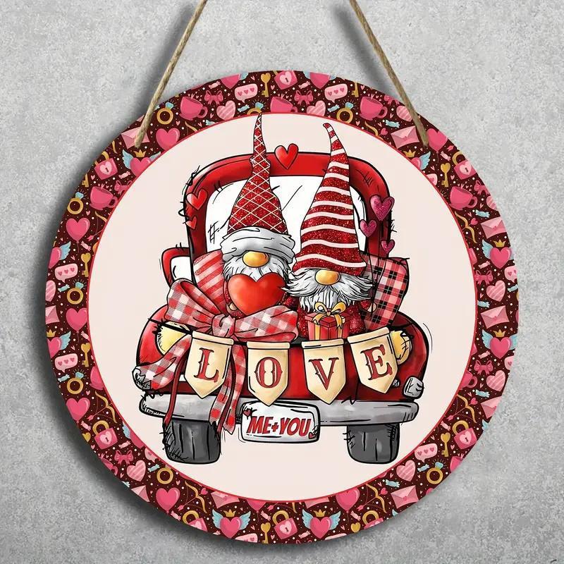 2d Flat 20*20cm, Valentine's Day Home Decoration, Creative Gnome Wooden Circular Decoration for Valentine's Day, for Home, Cafe, Hotel, Bar Decor.