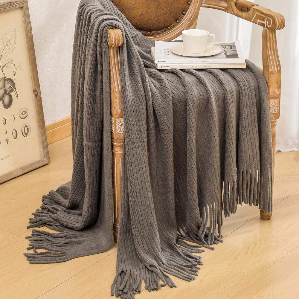 Вязаный плед, плед для дивана, мягкий уютный вязаный плед для дивана-кровати, декоративный плед весна-осень 130*170CM （tassels）550g серый