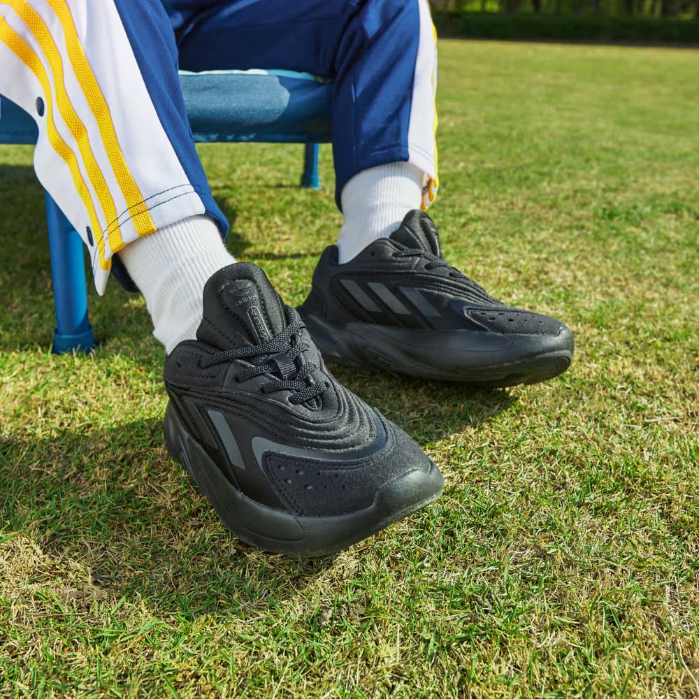 adidas Ozelia C Triple Black Kinder Sneaker Core-Black H04742