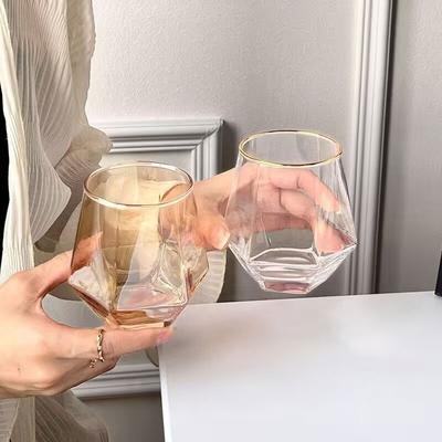 Tazze e bicchieri – Bicchieri e calici